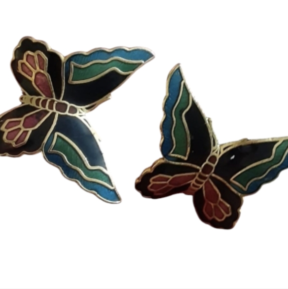 HOST PICK Vintage butterfly Floral studed earring - Picture 1 of 11